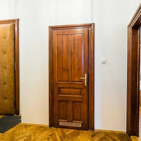 Zacisze Wawelofts Апартаменты