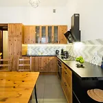 Zacisze Wawelofts Апартаменты *